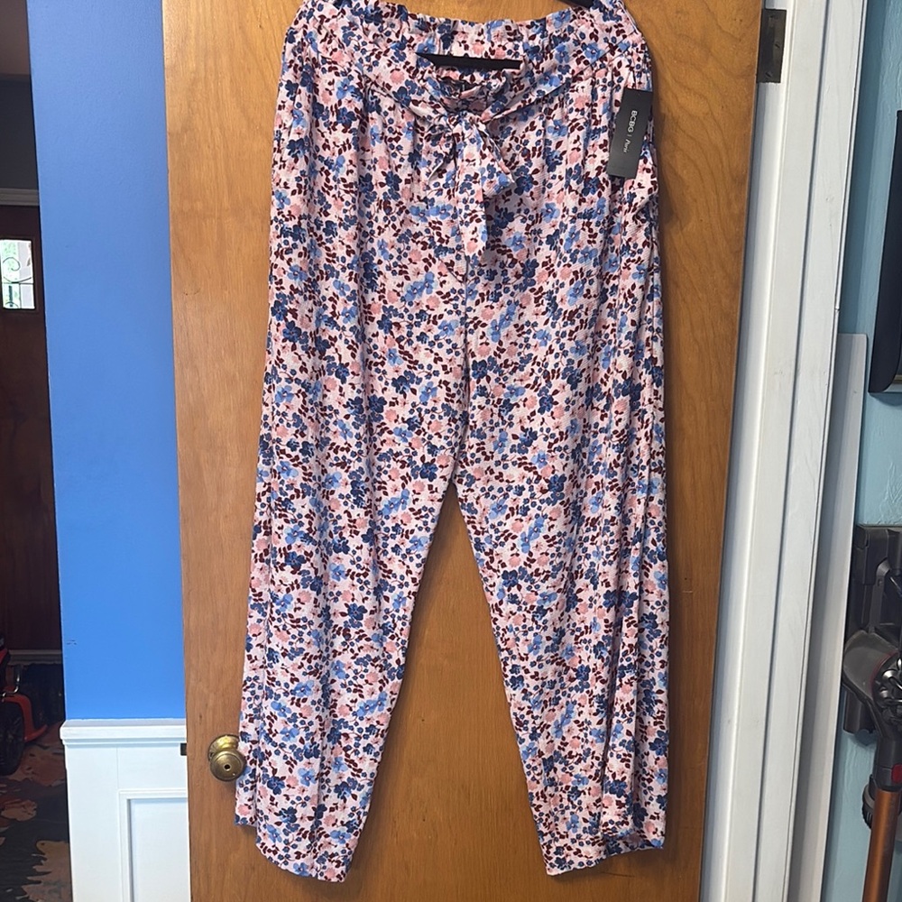 NWT Pink and Blue Wide Leg Pants with Floral Print XL